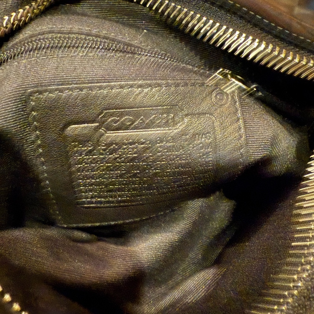 Coach crossbody Bag with adjustable strap - Picture 3 of 3